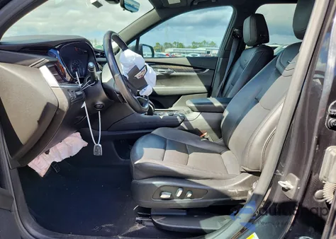 2020 Cadillac Xt6 Premium Luxury z USA, uszkodzony, nr VIN 1GYKPCRS7LZ153883